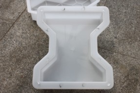 使用路基護坡磚塑料模具構件路基護坡項目簡(jiǎn)單施工流程