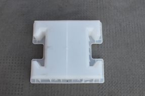 塑料連鎖磚模具的重量是決定它質(zhì)量好壞的主要因素嗎？